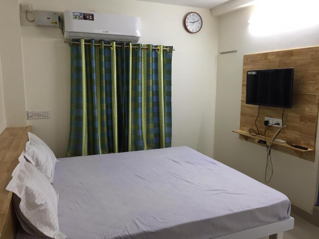 Aditi Rooms Tiruchirappalli Esterno foto