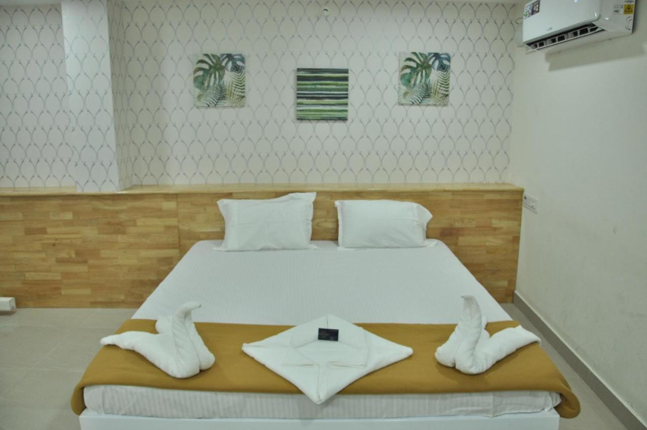 Aditi Rooms Tiruchirappalli Esterno foto
